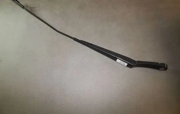 Volkswagen Jetta V Front wiper blade arm 1K5955410