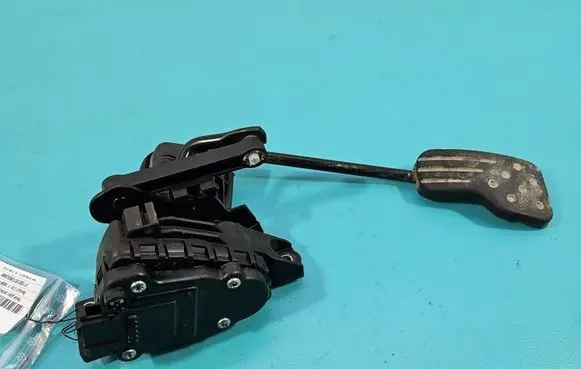 Renault Clio II Accelerator throttle pedal 01094636 IMPRK1534798