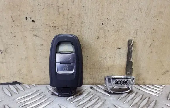 Audi A6 C7 Ignition key/card 4G0959754K