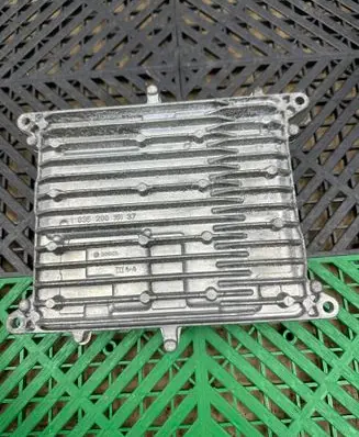 BMW 1 F20 F21 Engine control unit/module 8630125