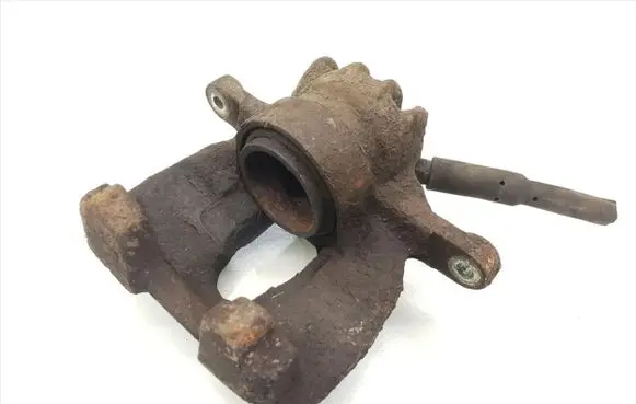 Peugeot 3008 II Front brake caliper
