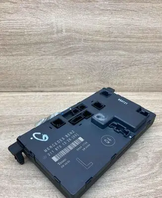 Mercedes-Benz E W211 Door control unit/module 2118701326 00401708