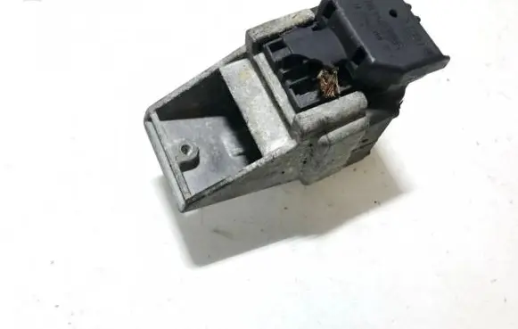 Mercedes-Benz C W202 High voltage ignition coil 0001582485 0001500480