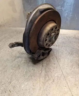 Rear wheel hub spindle/knuckle