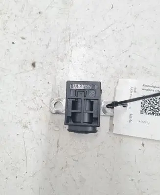 Audi A6 S6 C6 4F Battery relay fuse 4F0915519