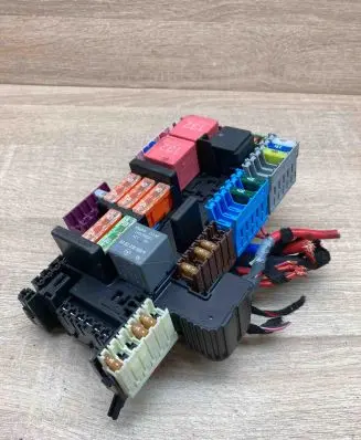 Mercedes-Benz C W205 Fuse module A2059068501