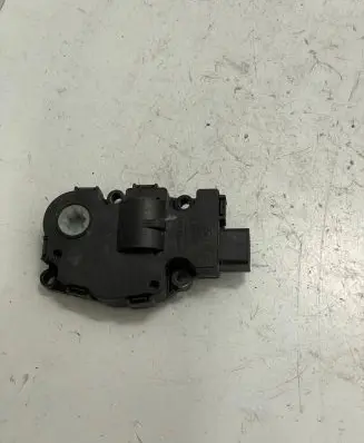 Audi Q5 SQ5 Intake manifold valve actuator/motor EFB461 10102017 T944554A