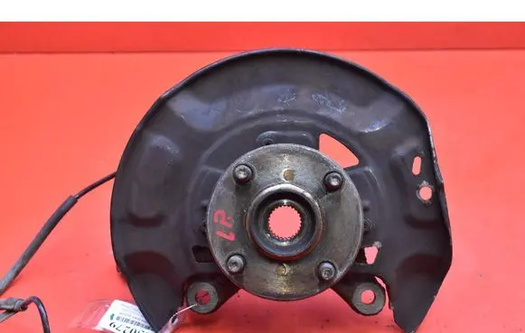 Toyota Yaris Front wheel hub spindle knuckle