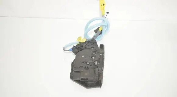 BMW 2 G42 Front door lock 7445044 51217445044