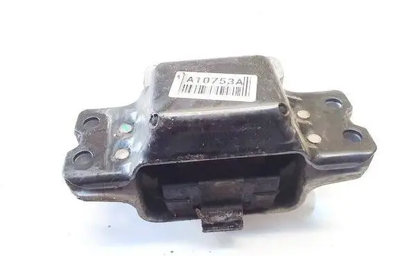 Engine mount bracket