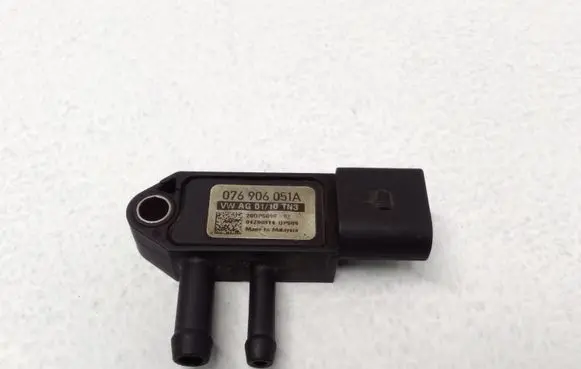 Volkswagen Caddy Exhaust gas pressure sensor 076906051A