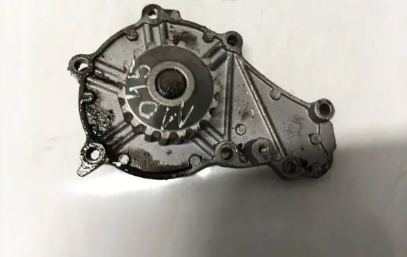 Ford Focus Water pump 538003710