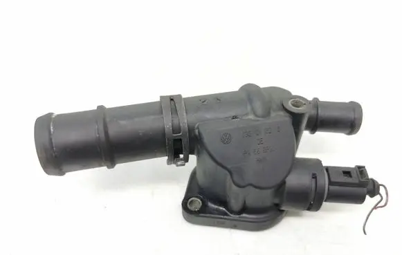 Volkswagen Touran I Engine coolant pipe/hose 03G121132B 06a919501a