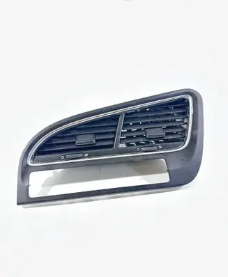 Peugeot 5008 Dash center air vent grill