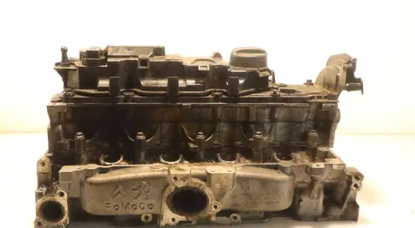 Ford Focus Engine head 
