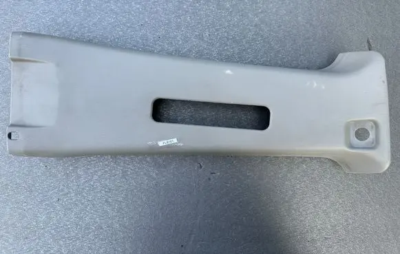 Nissan Patrol Y61 (B) pillar trim (top) 76913VB000 76913VC715