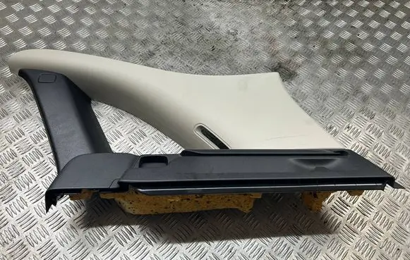 Mercedes-Benz B W246 W242 (D)pillar trim (top) A2466903025