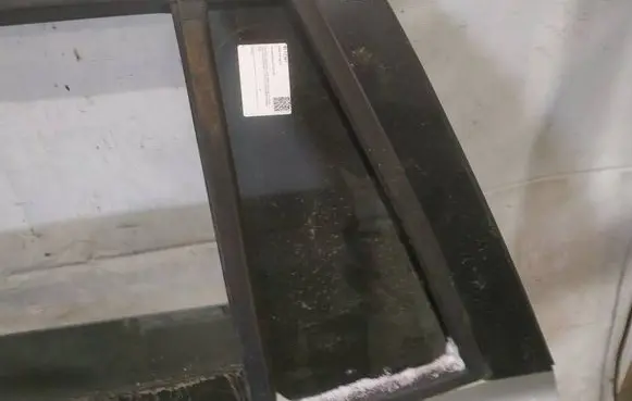 Hyundai Santa Fe Rear vent window glass AS3