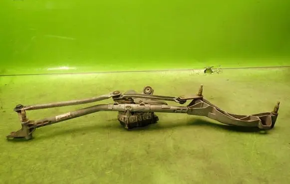 Mercedes-Benz E W211 Front wiper linkage and motor 