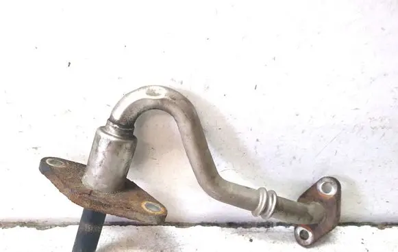 Suzuki Swift I EGR valve line/pipe/hose 
