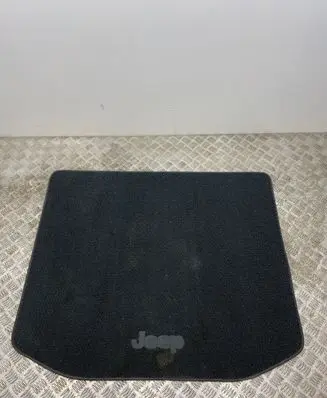 Trunk/boot mat liner