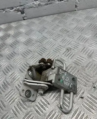 Rear door hinge set