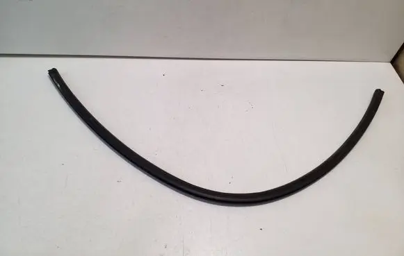 Polestar 2 Engine compartment rubber 