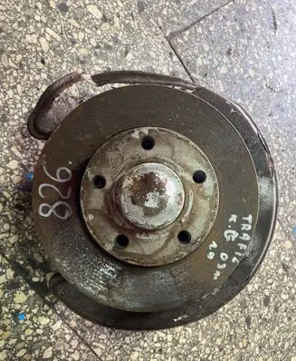Renault Trafic II (X83) Rear wheel hub