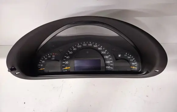 Mercedes-Benz C W203 Speedometer (instrument cluster) F00078101 A2035401347