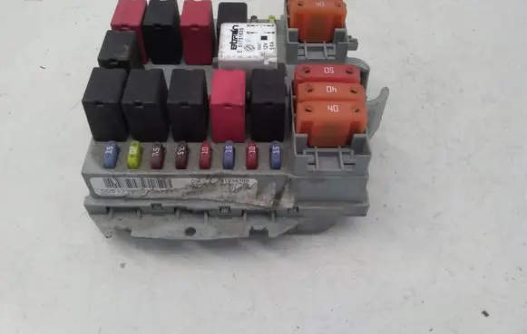 Fiat Croma Fuse module 51738103
