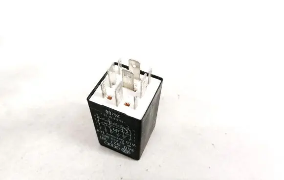 Audi A4 S4 B5 8D Other relay 3A0927181 61233005