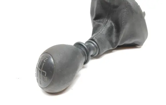 Nissan NV400 Gear lever shifter trim leather/knob 701998R 09783664
