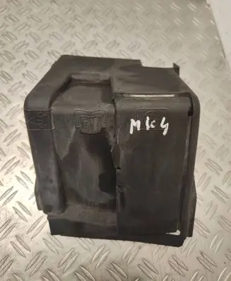 Battery box tray