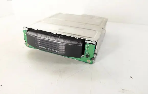 BMW 6 E63 E64 CD/DVD changer 6956939