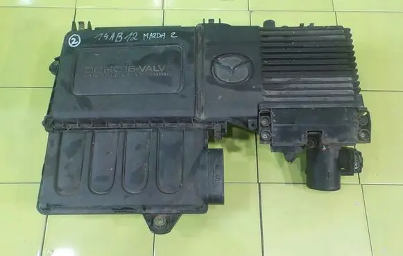 Mazda 2 Engine cover (trim) 0141402460