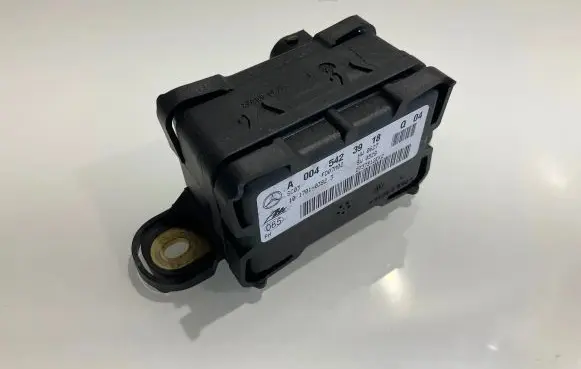 Mercedes-Benz ML W164 ESP acceleration yaw rate sensor A0045423918 0045423918