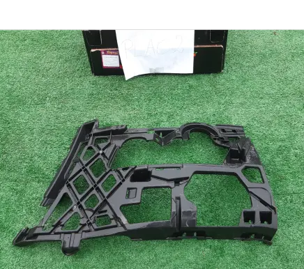 Volkswagen Golf VII Front bumper mounting bracket 5G0807723D