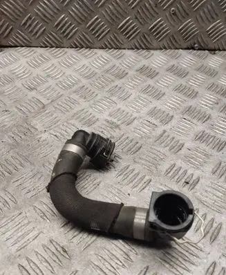 Engine coolant pipe/hose