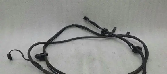 Mercedes-Benz CLS C218 X218 Windshield washer fluid hose A2128601092