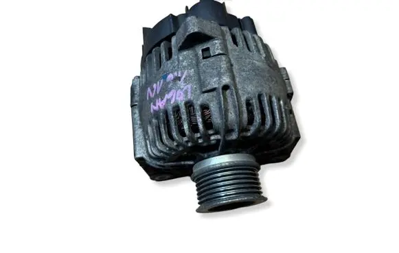 Dacia Logan I Generator/alternator 8200667607A TG11C063 2543561B