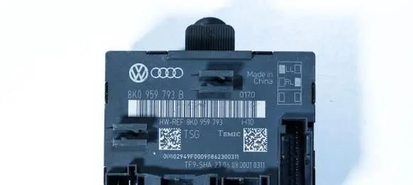 Audi A4 S4 B8 8K Door control unit/module 8K0959793B