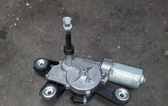 Ford Fiesta Rear window wiper motor 0390201252 8A61A17K441AE