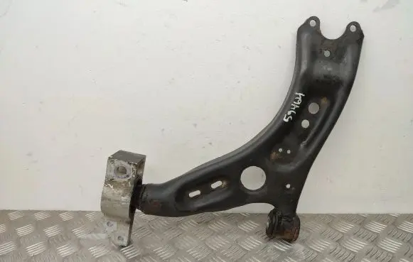 Volkswagen Tiguan Front lower control arm/wishbone
