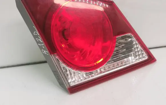 Honda Civic Tailgate rear/tail lights P6068L