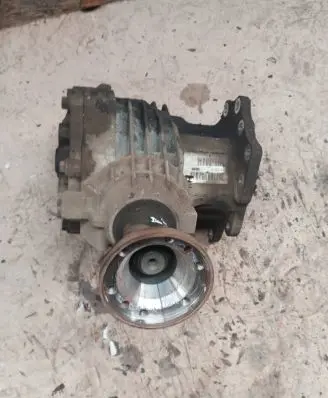 Gearbox transfer box case