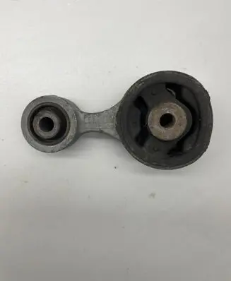 Honda CR-V Engine mount bracket 089007