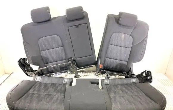 KIA Sportage Second row seats 