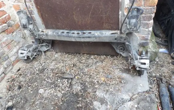 Seat Leon (5F) Rear axle beam 