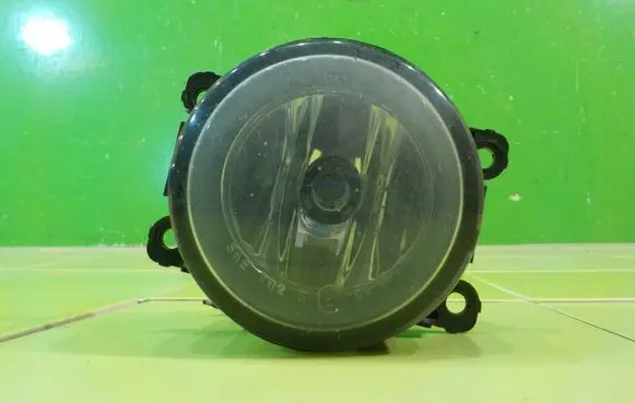 Suzuki Grand Vitara II Front fog light 89204002 XP251