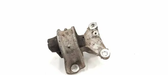 Honda CR-V Engine mount bracket 52SWY
